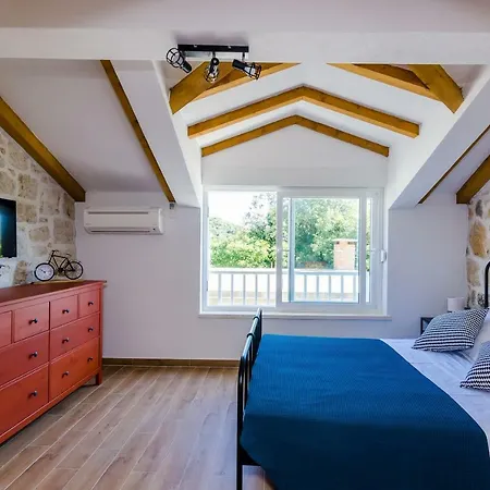 Apartament Korita